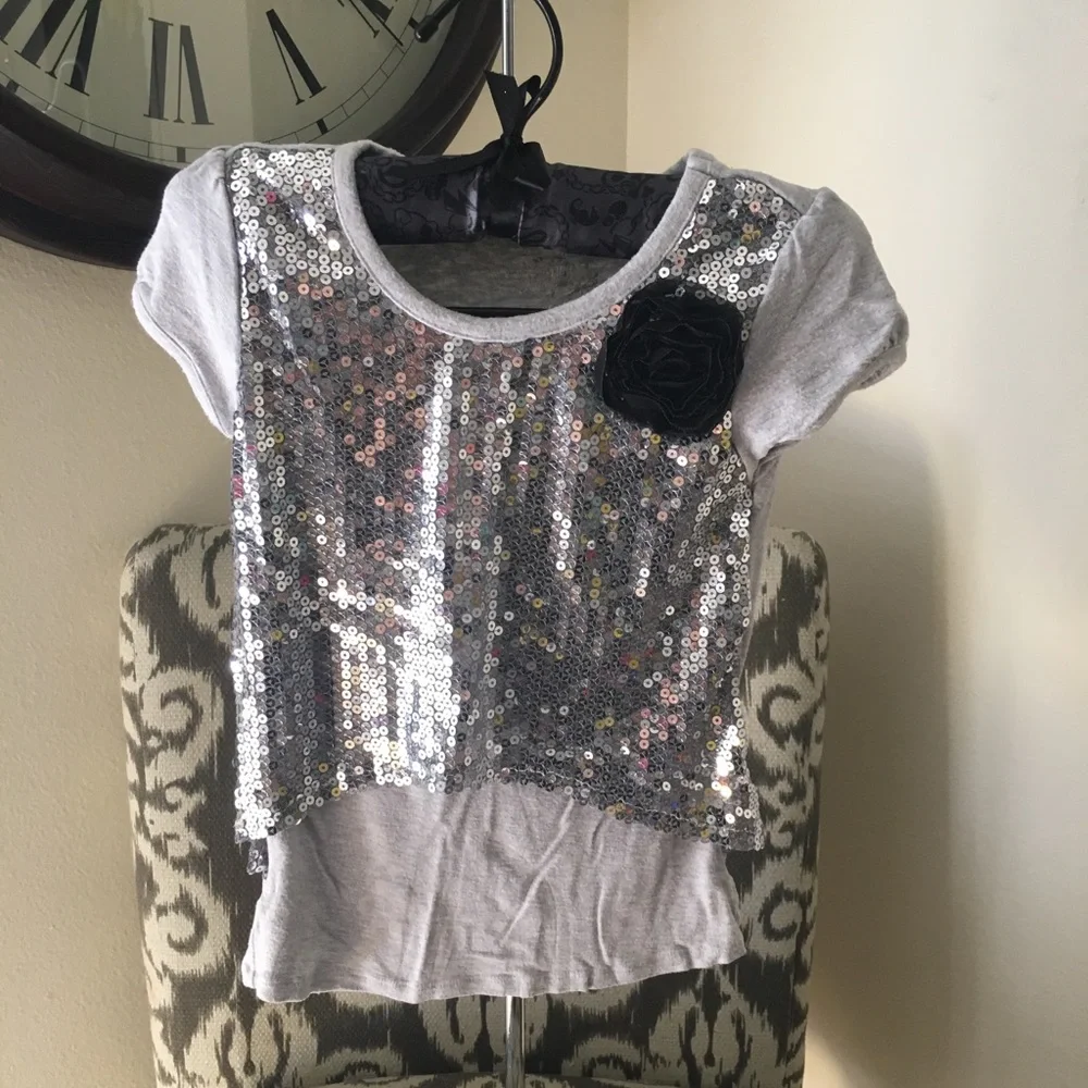 Justice sequin tee with‎ fabric flower